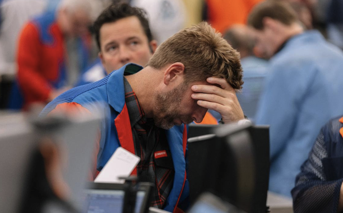 뉴욕증시, 예상 밖 고용 부진에 3대 지수 하락&hellip; 나스닥 2.2%&darr;