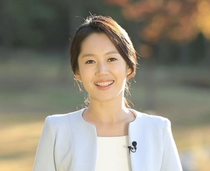 엄지인 아나운서