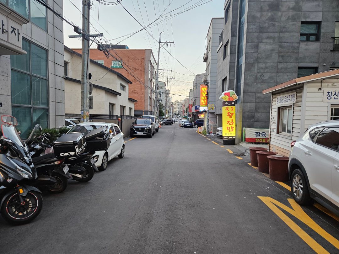 팔육정육식당 골목