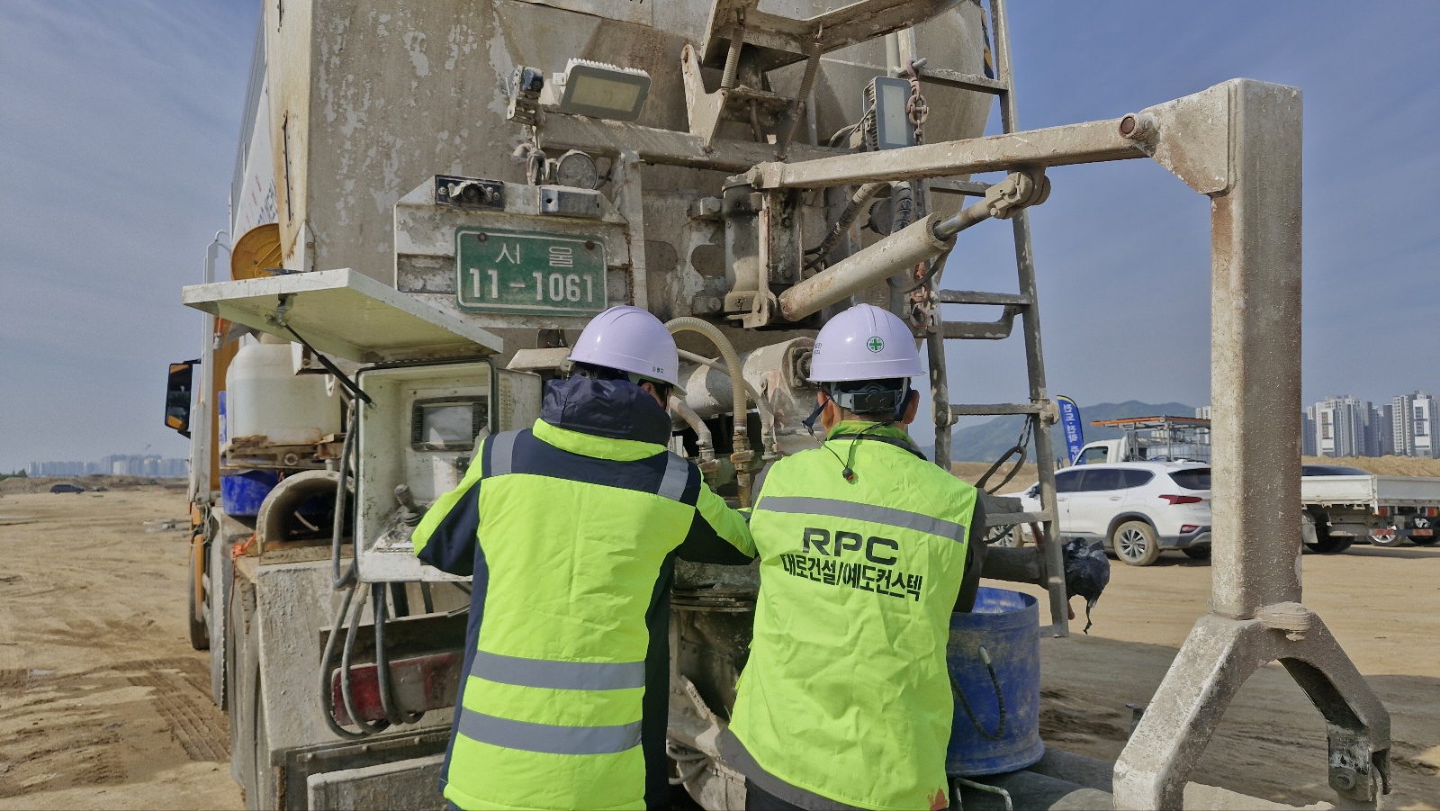 아시아에서 무목 받는 콘크리트(RPC,PCMC,LMC,XLMC)사진