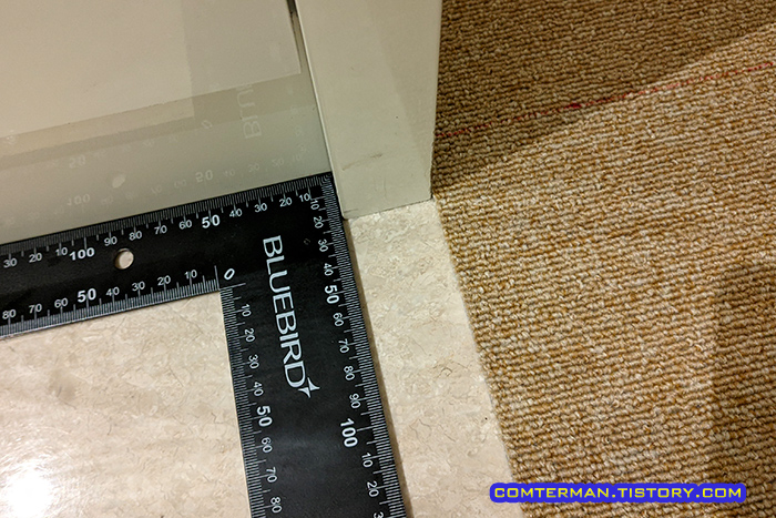 카페트 시공 직각자