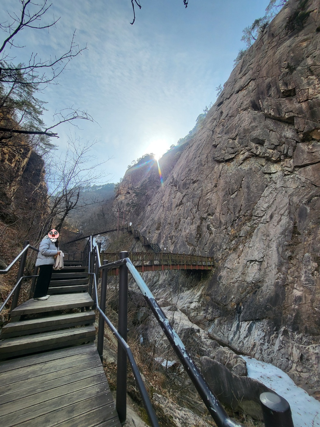 설악산 케이블카 대기 결국 포기! 비룡폭포 대신 선택한 용담폭포와 출렁다리 아이와 함께한 겨울 산행(토요일)