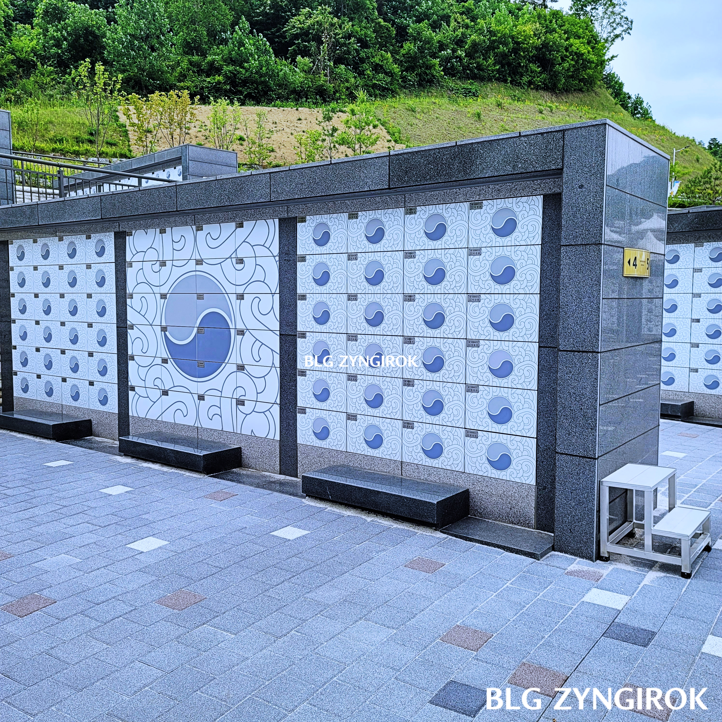 국립괴산호국원의-납골함모습이다.