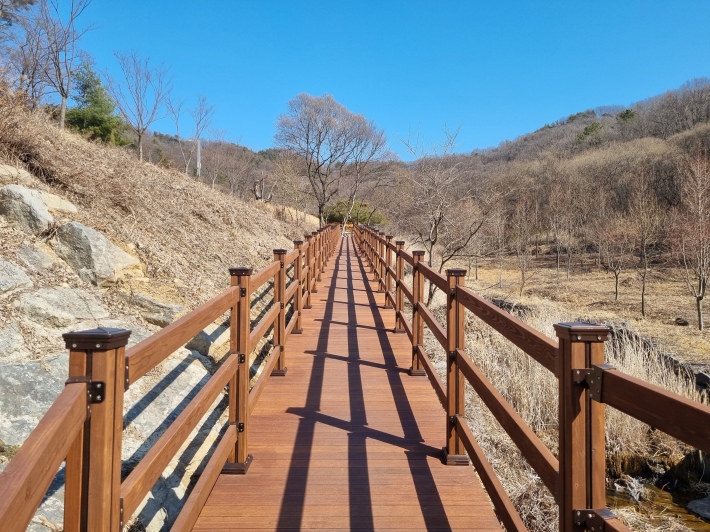 중앙-데크로드