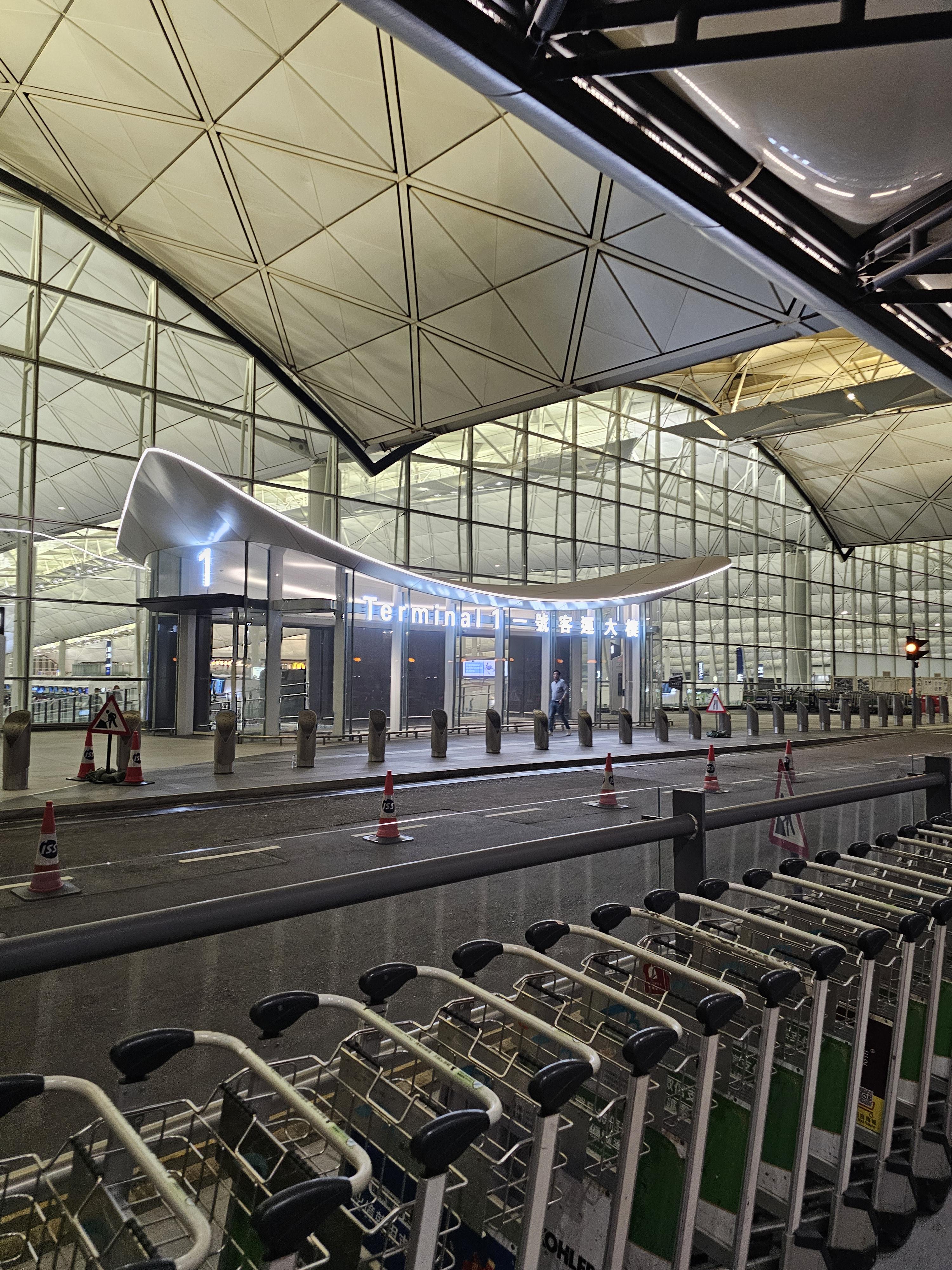 홍콩을 떠나며 홍콩공항