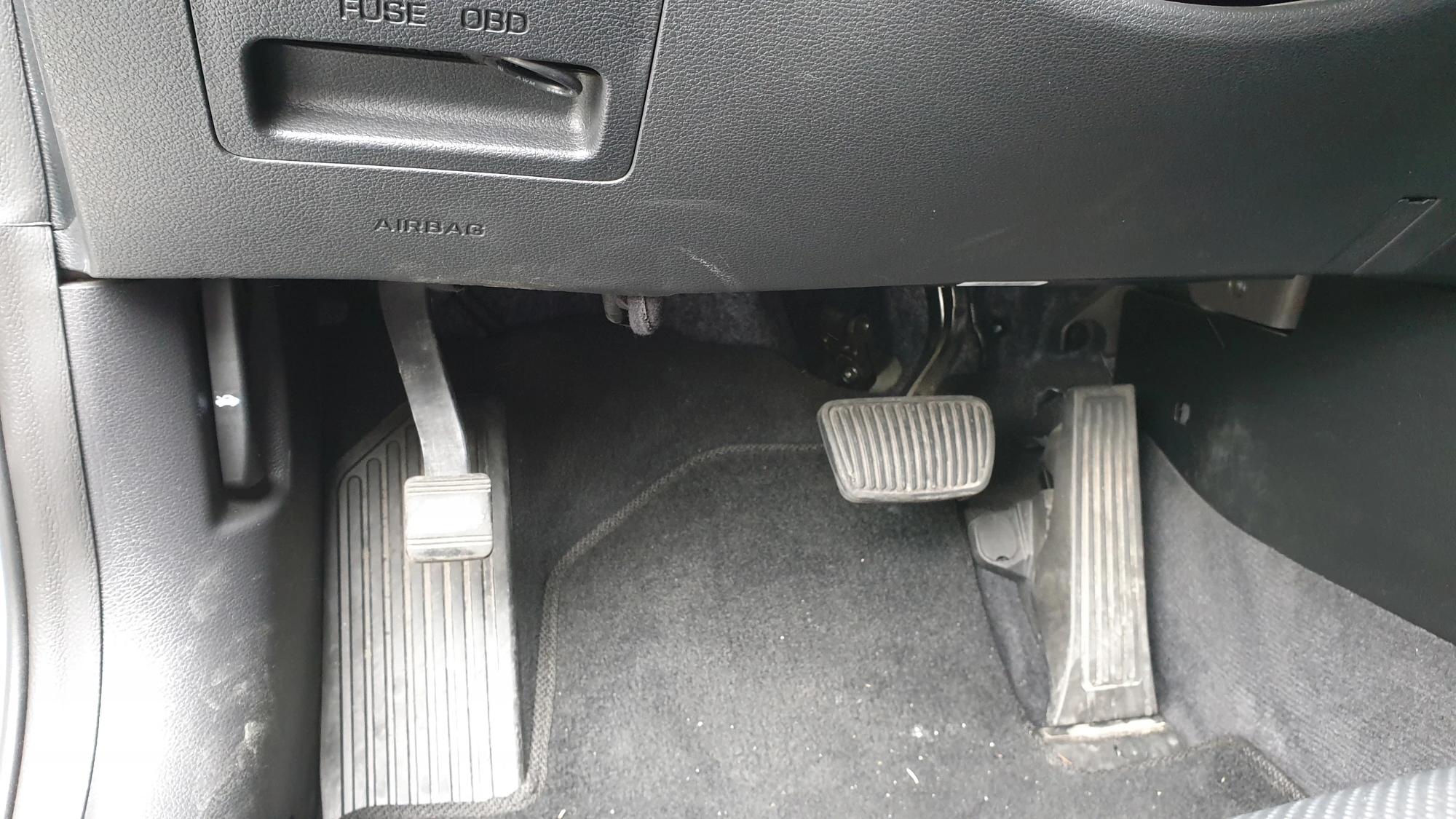 소나타 보닛 열림 레버