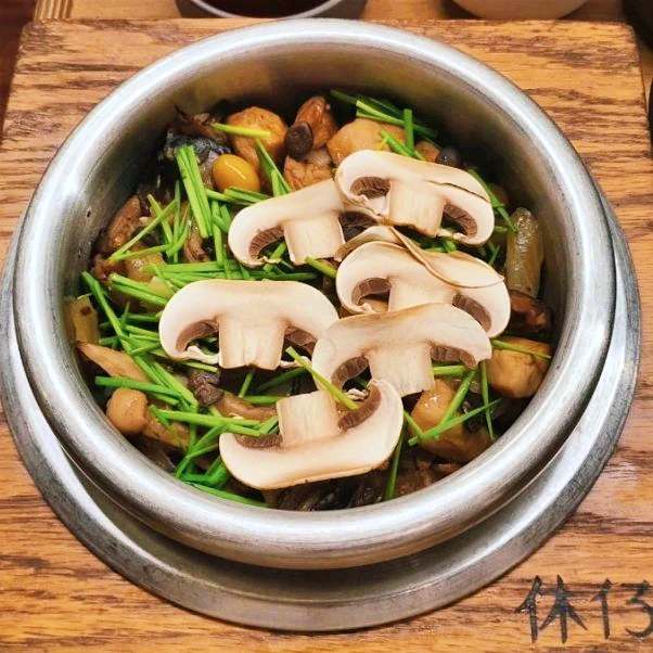 토요일은 밥이좋아 한남동 이태원 트러플 버섯 솥밥 맛집 통영 굴솥밥 해산물솥밥 반건조 생선솥밥 버터장조림솥밥 서울 핫플 6미 토밥 좋아 추천 방송정보