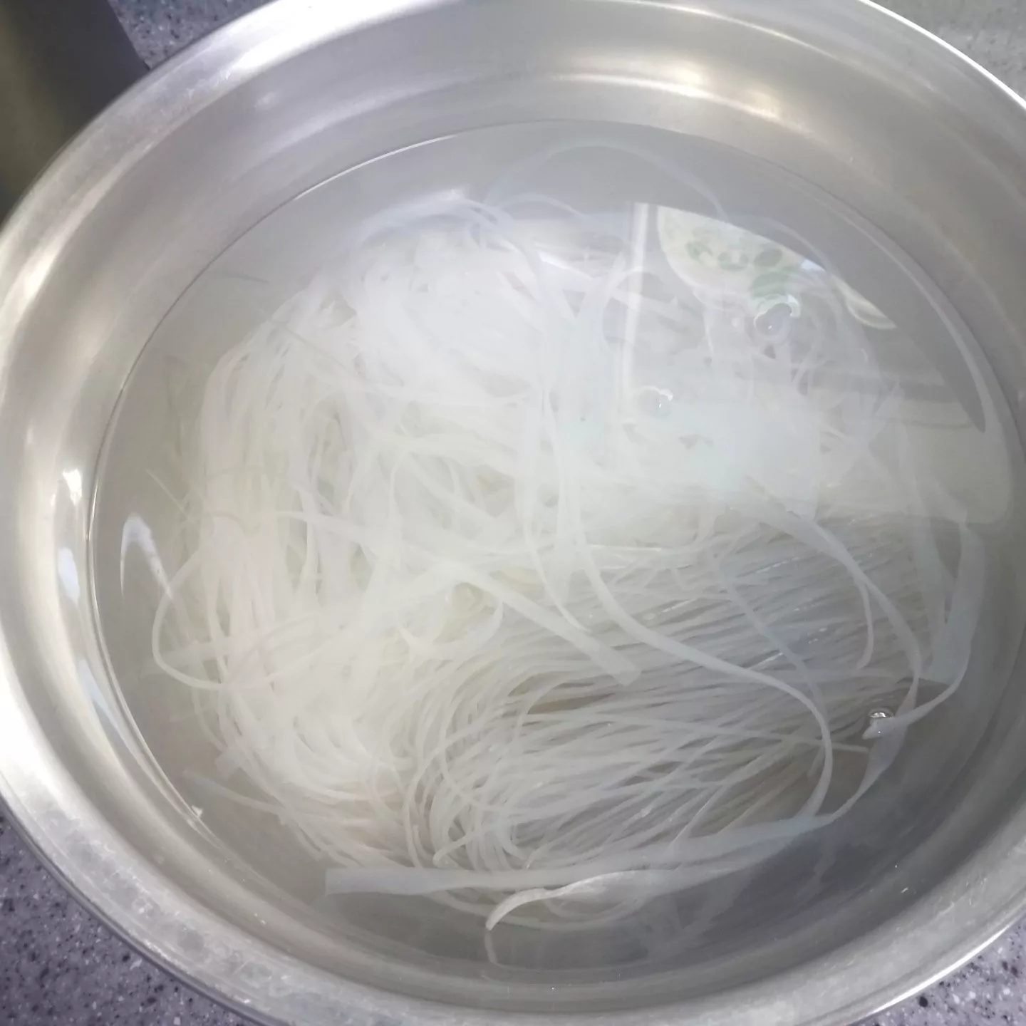 당면-불리기-사진-1
