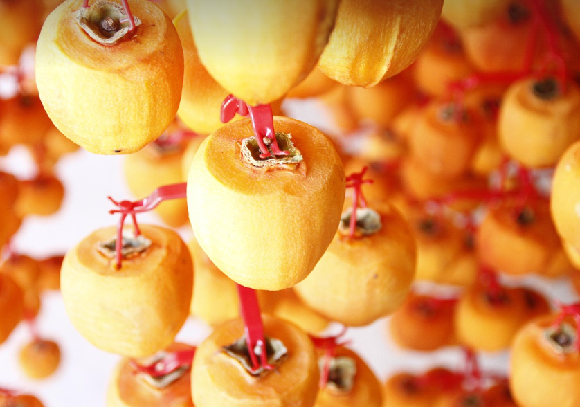 곶감 만드는 모습