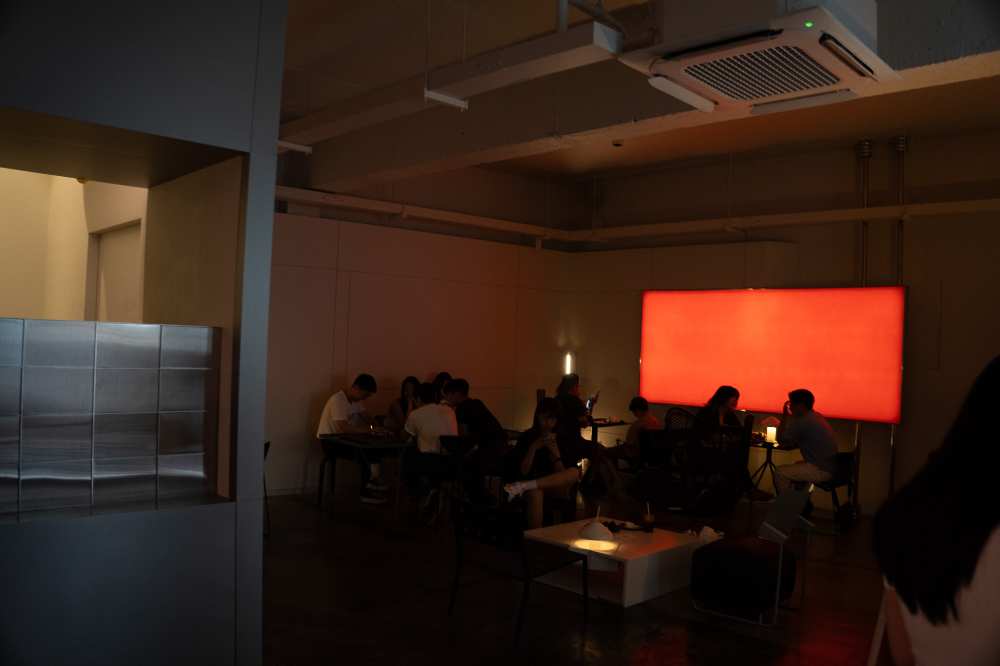 성수 데이트 카페 누데이크 내부 좌석