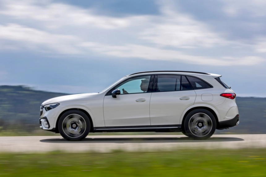 The New GLC 옆모습