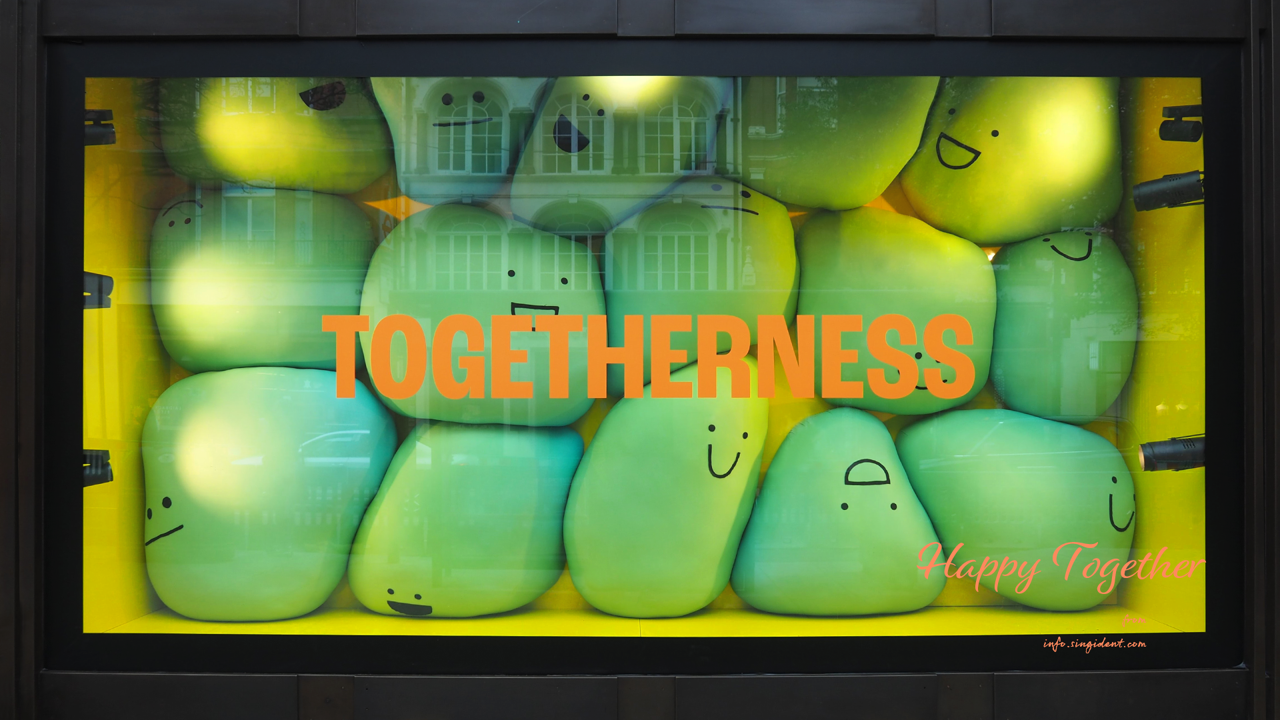 09 모두 함께 C - Happy Together 민트색배경화면