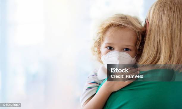 팬데믹 이후 언어 치료가 필요한 아이를 위한 부모 가이드