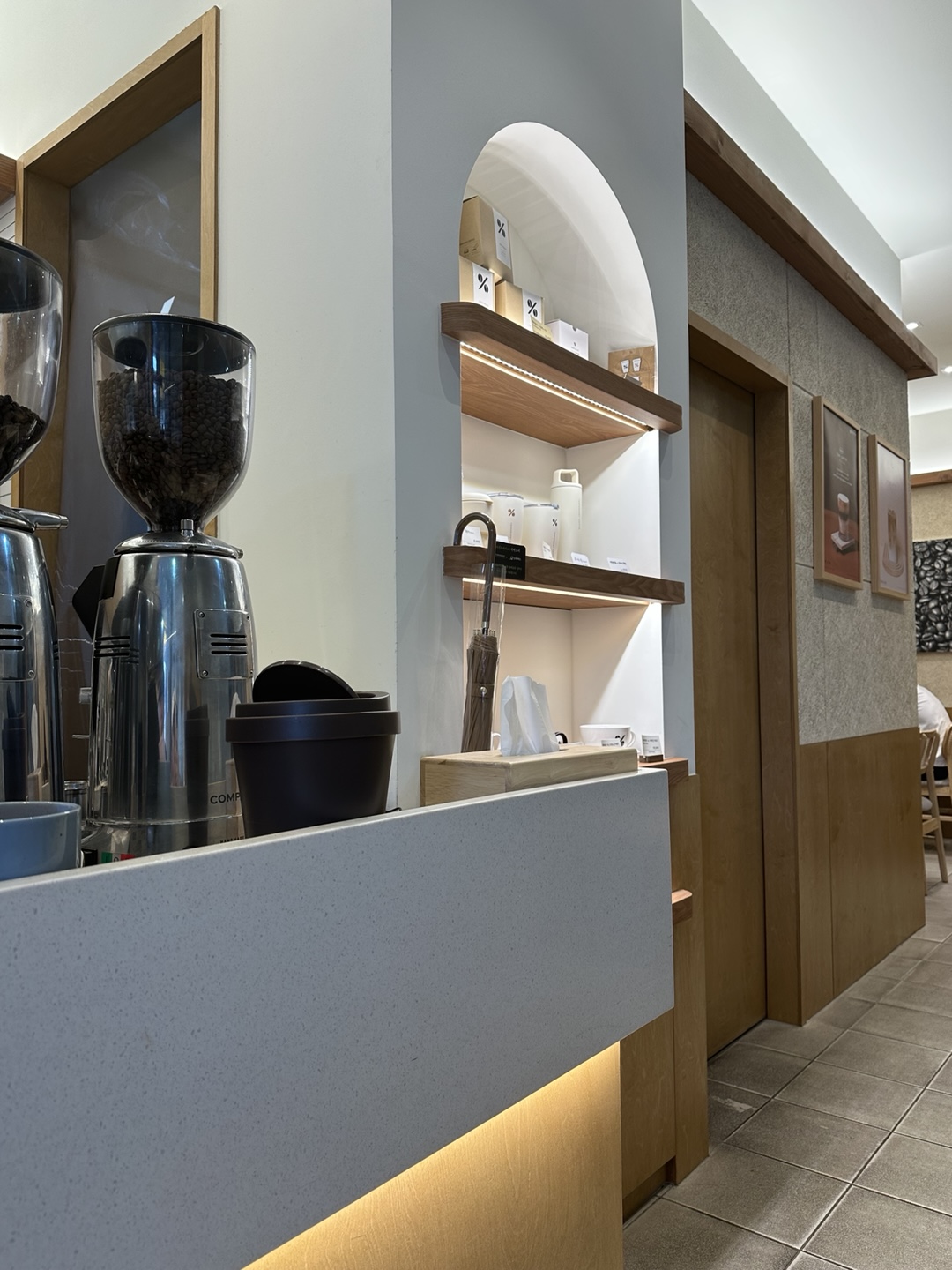 텐퍼센트 가게 내부 이미지