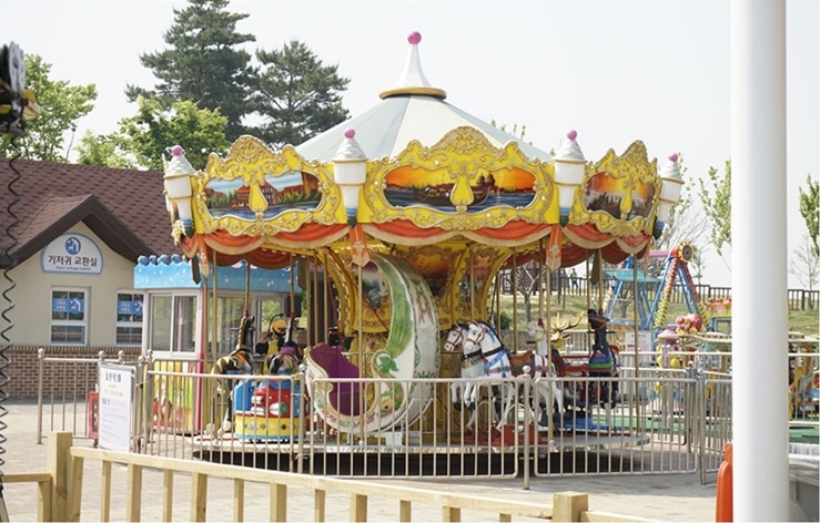 회전목마