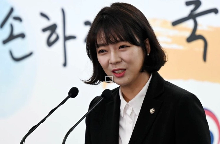 배현진 국회의원 프로필 나이 학력 경력 지역구