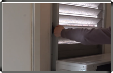 실외기가 있는 곳의 창문 열기