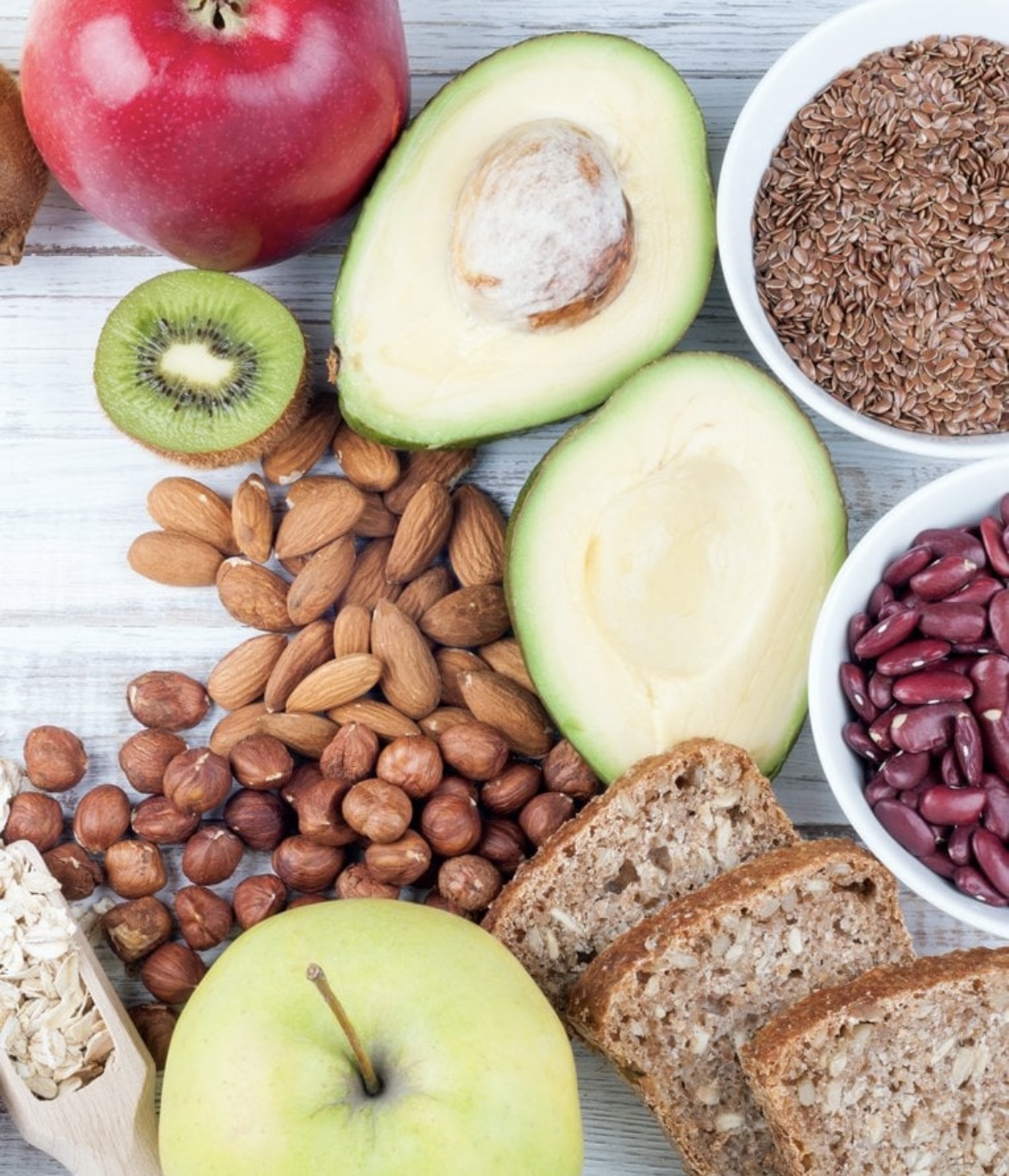 사과 키위 아보카도 아몬드 통밀식빵 등 GI지수 낮은 건강 식품들
