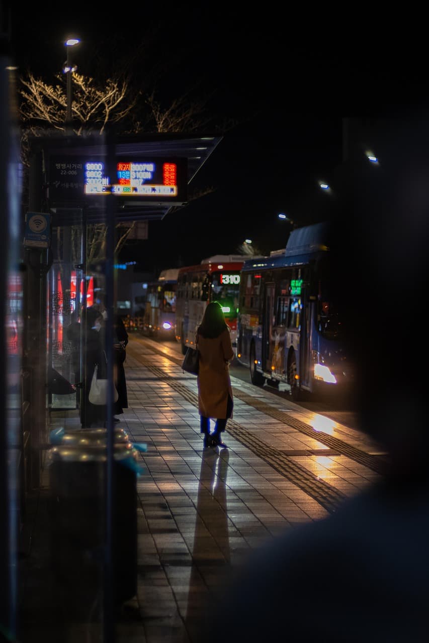 직장인이 투잡하면 불법인가요? (겸업 금지 조항 해설)