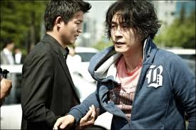 영화 해결사 화면 일부 갈무리