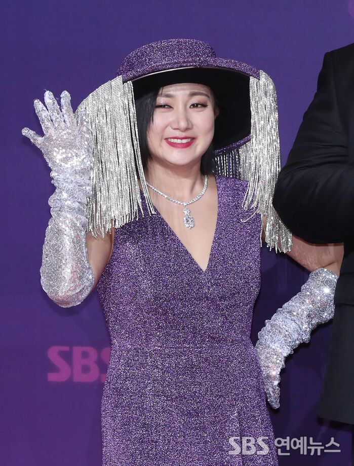 박나래 갑질 전남친 주사이모 매니저 사주 소속사 키 나비약 몸무게 가족관계 프로필