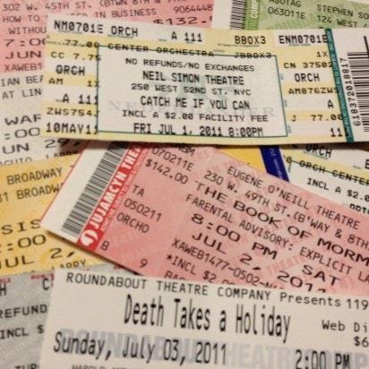 영화 티켓 이미지