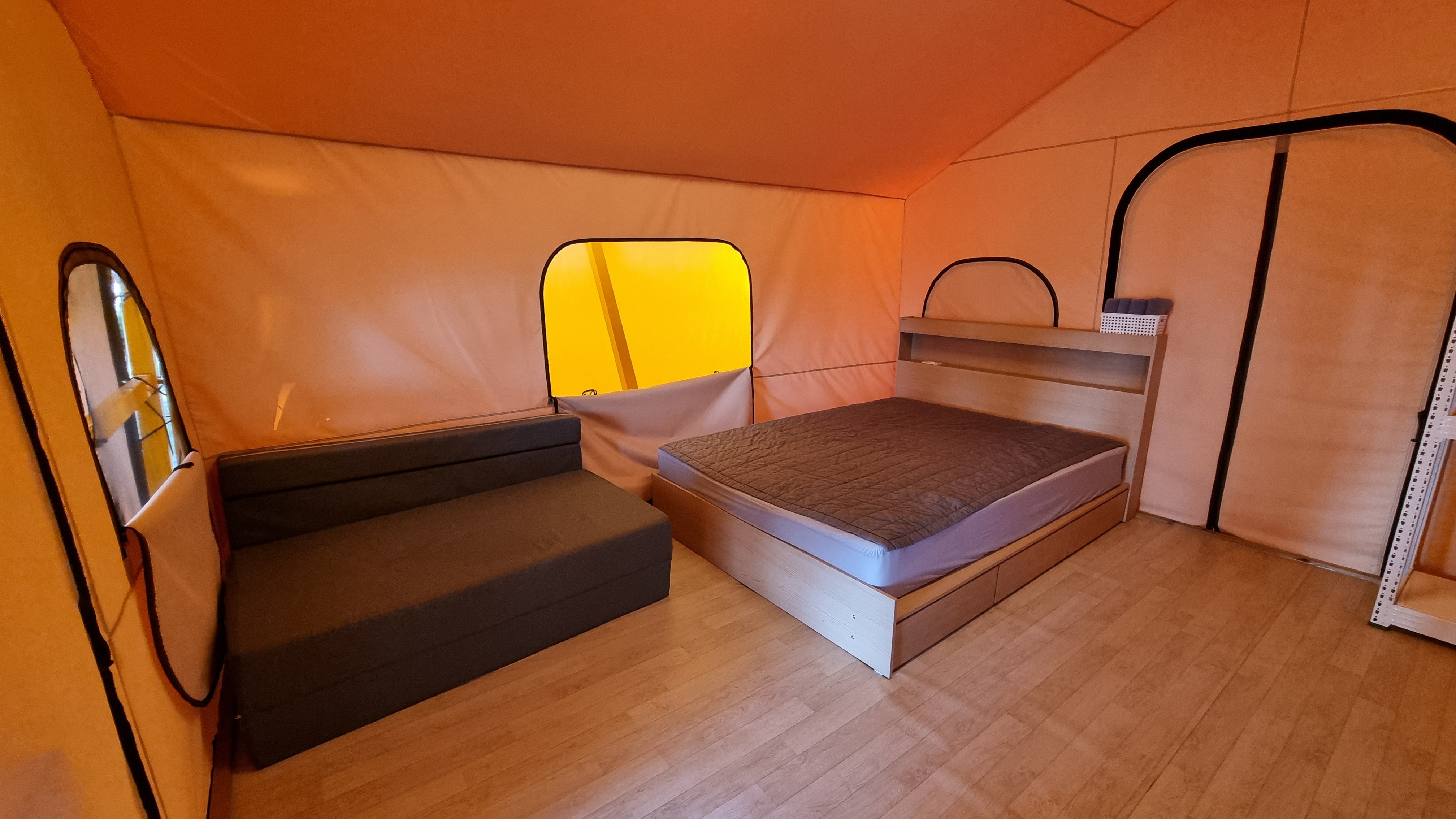 내부&amp;#44; 침대2