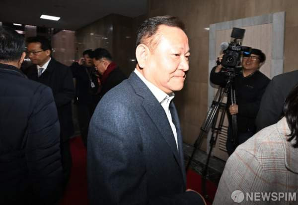 이상민 행안부장관 32억 압수수색 현금다발