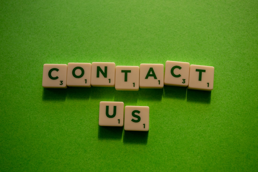 'Contact'