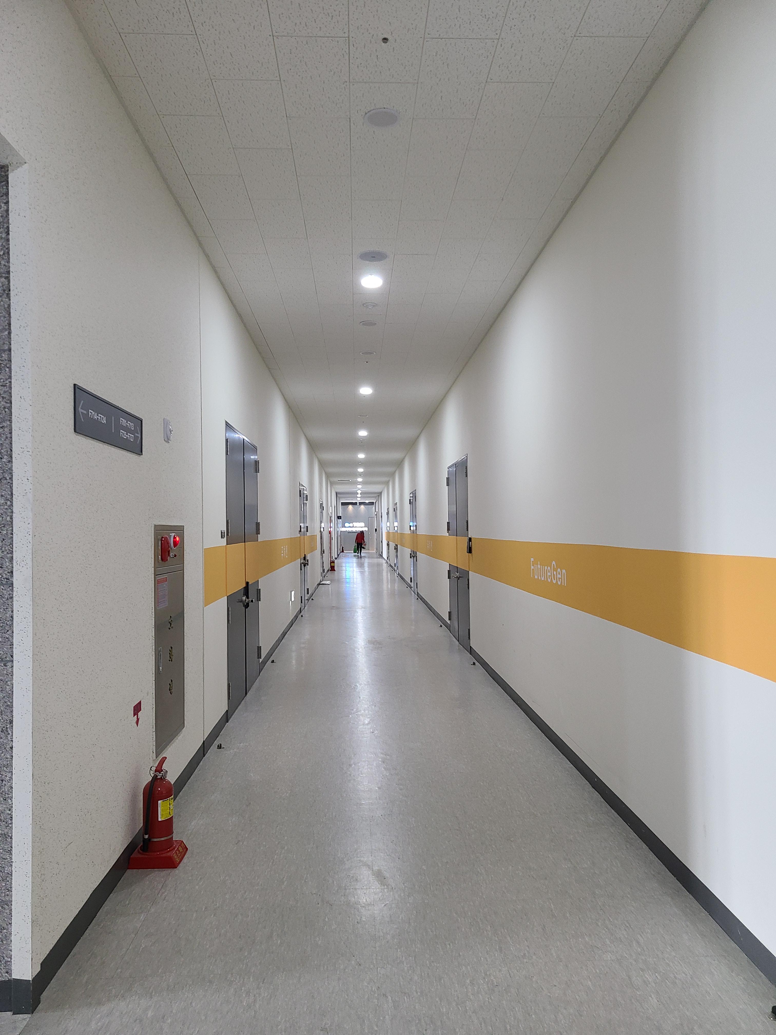 성남 센터엠 섹션오피스12