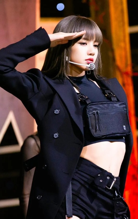 블랙핑크 리사처럼 입기: 2025년 리사 패션 트렌드 7가지