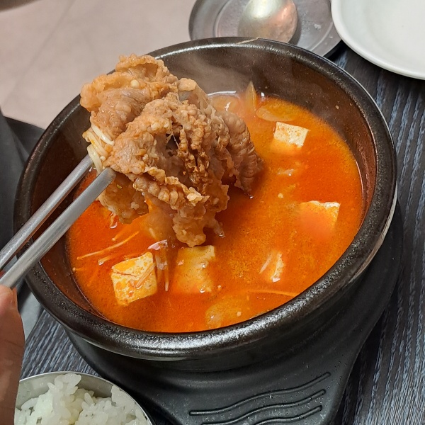 차돌순두부가 놓여있어요.
