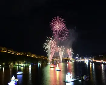 진주 남강 유등축제_30