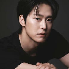 광장 넷플릭스