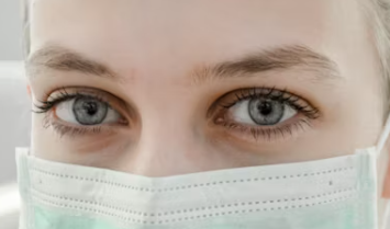 눈밑 처짐 없애는 방법 수술 마사지 예방