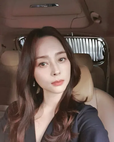 우희진-셀카-1