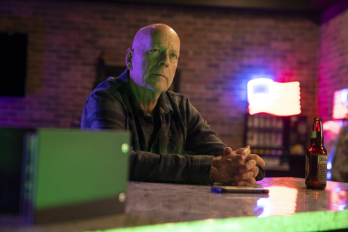 【범죄 액션영화 추천】 디텍티브 나이트: 가면의 밤 다시보기 줄거리 결말 후기 리뷰 스포일러