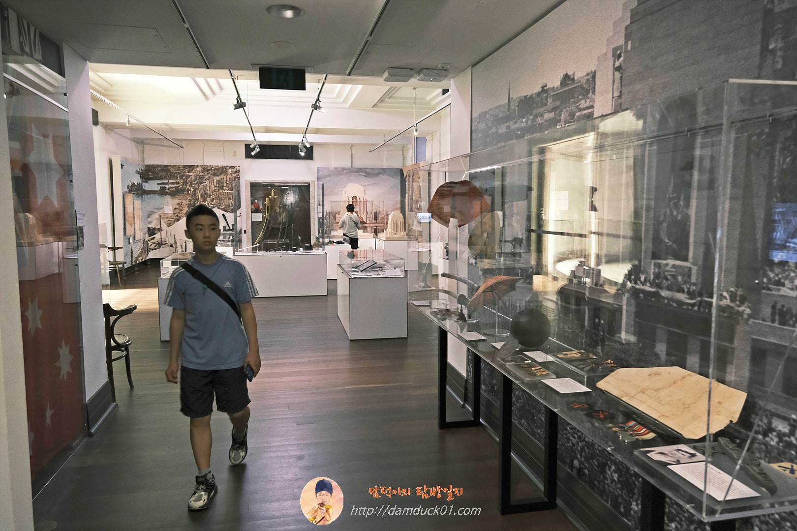 앤잭 전쟁 기념관 (ANZAC MEMORIAL)