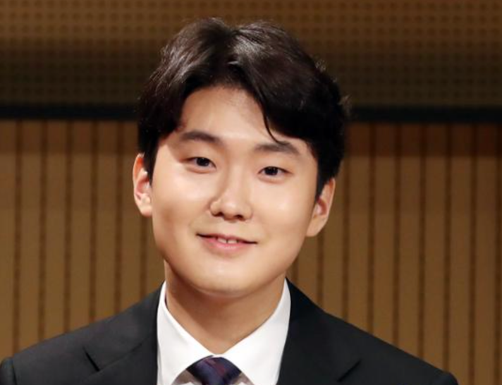 조성진 미모