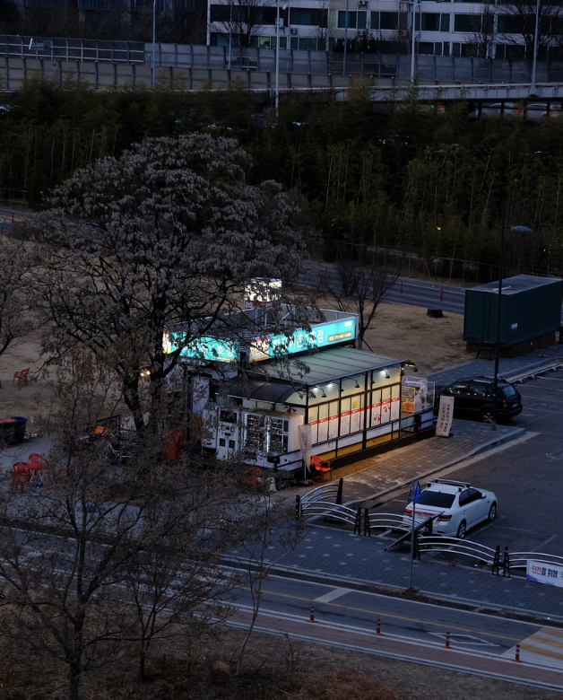 편의점 소비 트렌드: 1인 가구와 가성비 경제학