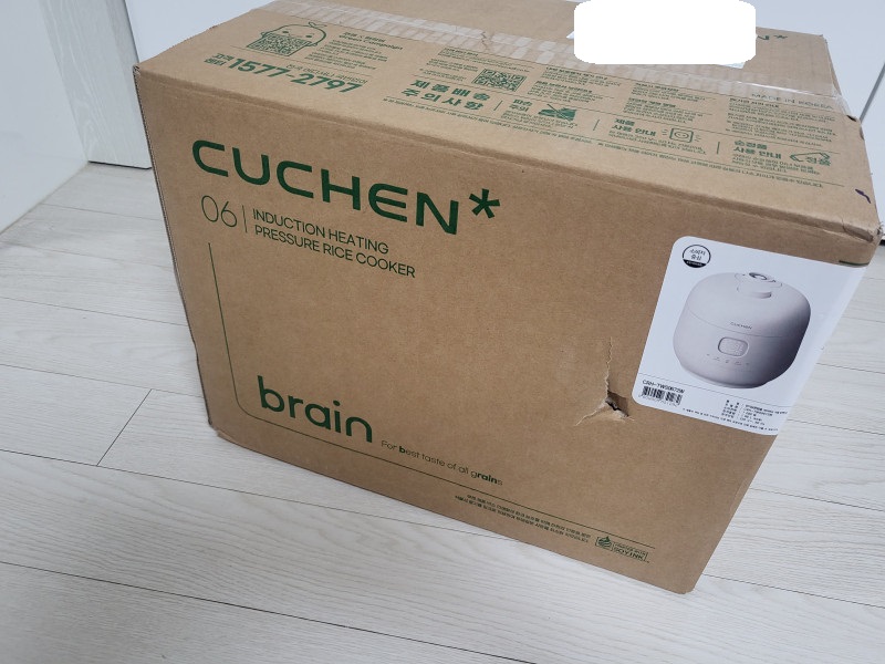 쿠첸 브레인밥솥 6인용 CRH-TWS0672W 박스