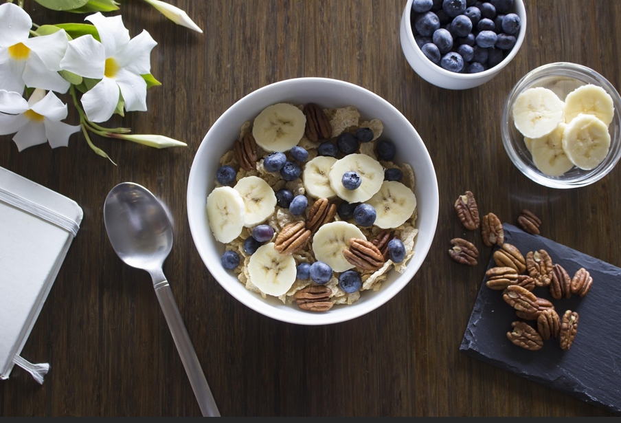영양: 균형잡힌 식단이 중년의 체력을 만든다