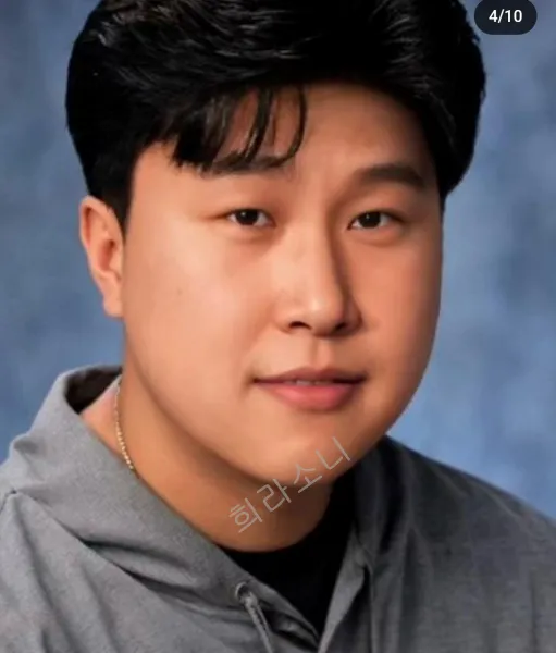AI 이어북 필터를 입힌 이용주.