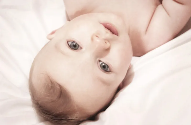 아기 배냇머리 밀어야 하나요? - 1