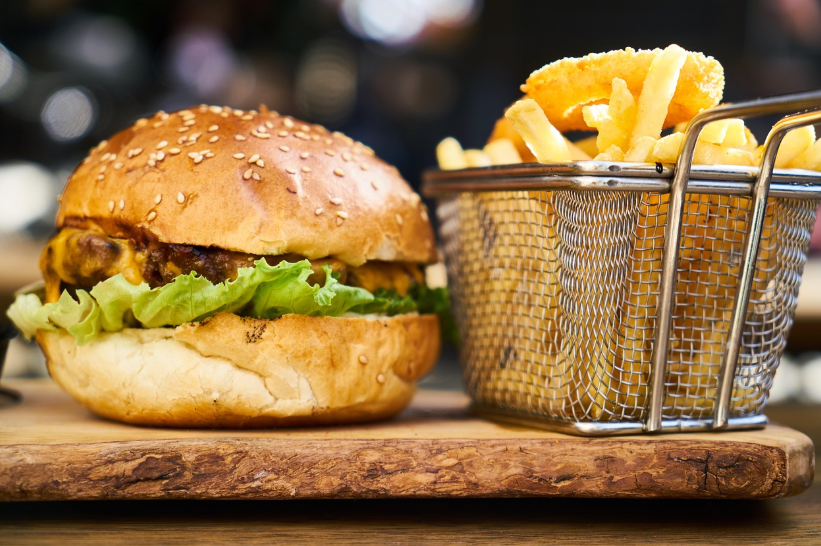 간편식의 대명사 햄버거