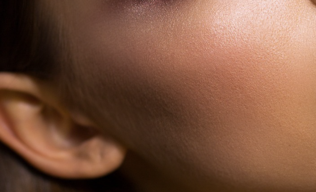 피부노화-안티에이징-피부케어-당화-AGE-광노화-호르몬-자외선-보습