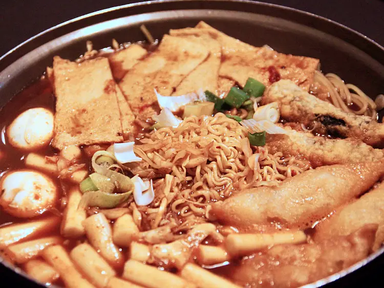 신랑수업 모태범 임사랑 수요미식회에도 나온 딸기빙수 즉석떡볶이 맛있는 식당 송파역 송리단길 맛집 추천 오늘방송 정보