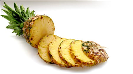 둥글게 썰린 파인애플