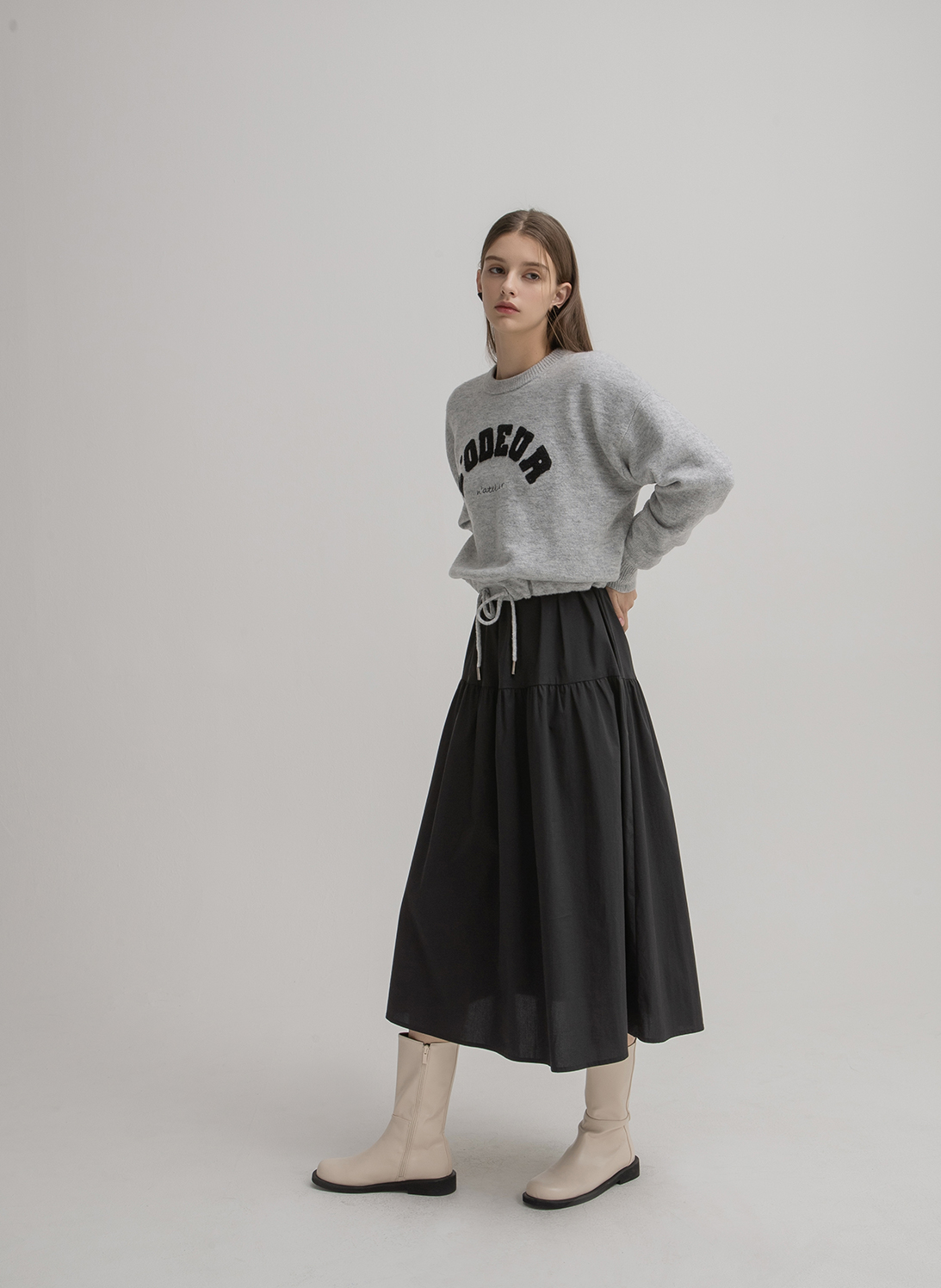 힙하게 한지민 니트