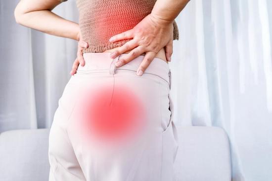 좌골신경통(Sciatica): 원인, 증상, 치료 및 예방
